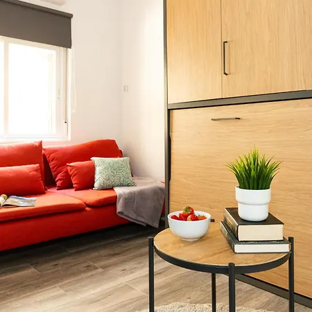 Singularstays Padre Urbano Daire *